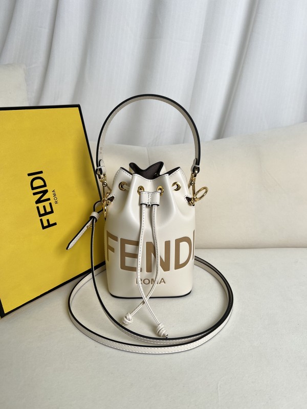 handbags FENDI 226 size:12*18*10cm