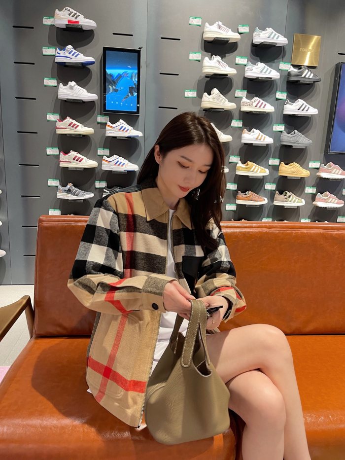 Clothes Burberry 524