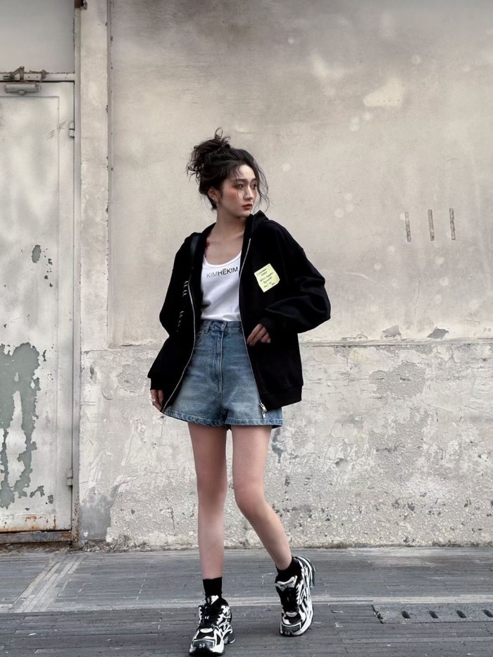 Clothes Balenciaga 660