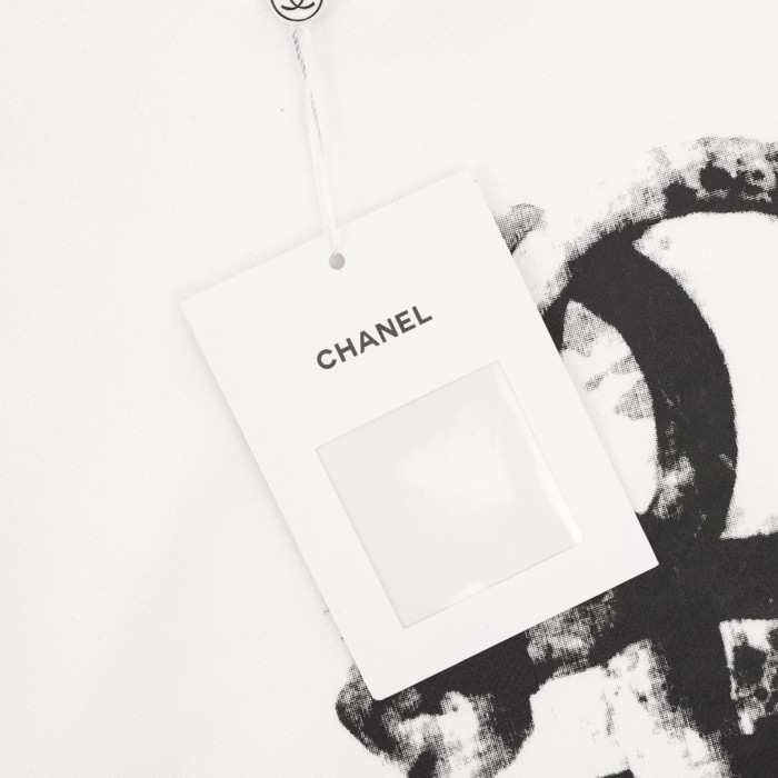 Clothes CHANEL 44