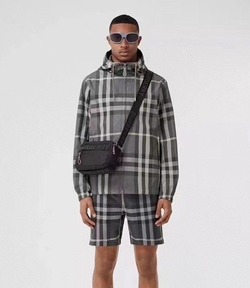 Clothes Burberry 526