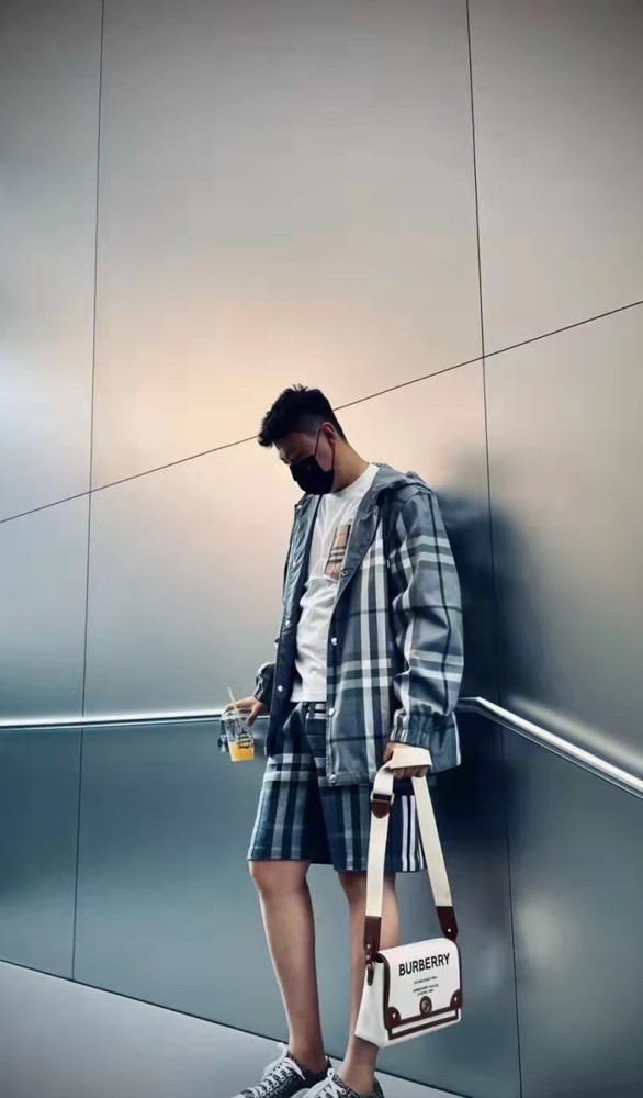 Clothes Burberry 526