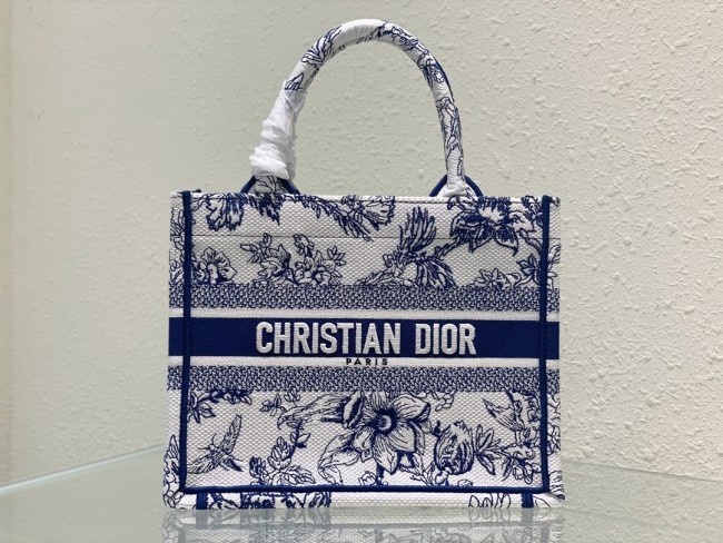 Handbags Dior Book Tote 8001 size:41 cm