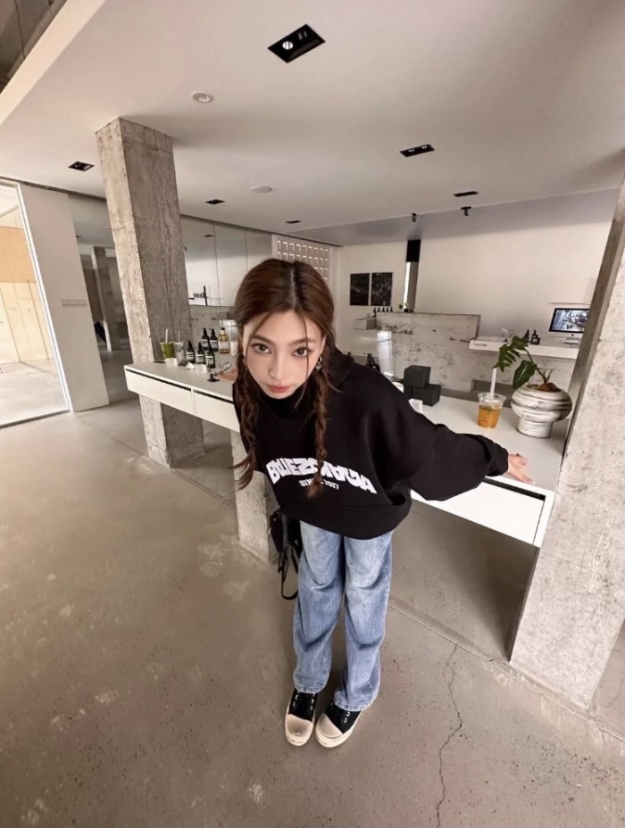 Clothes Balenciaga 667