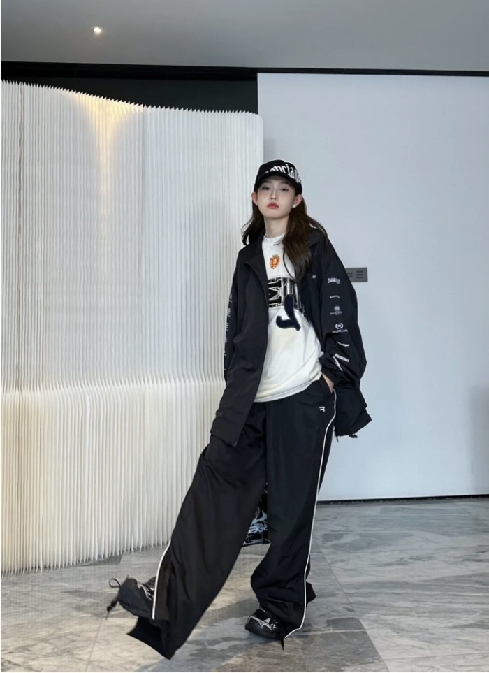 Clothes Balenciaga 666