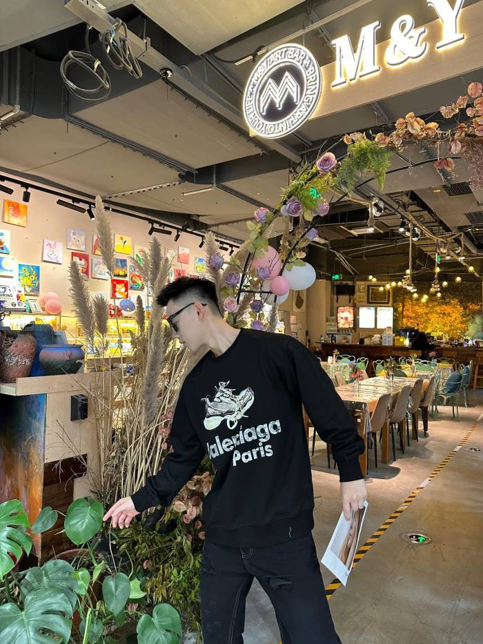 Clothes Balenciaga 669