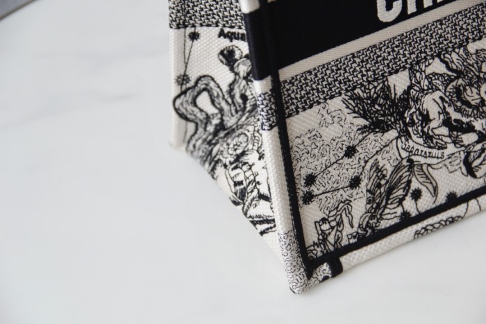 Handbags Dior Book Tote 8001 size:36.5*128*16 cm