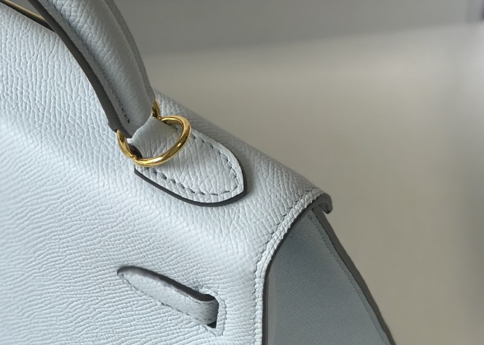 Handbags 𝑬𝒑𝒔𝒐𝒎 𝑲𝒆𝒍𝒍𝒚 . size:25 cm