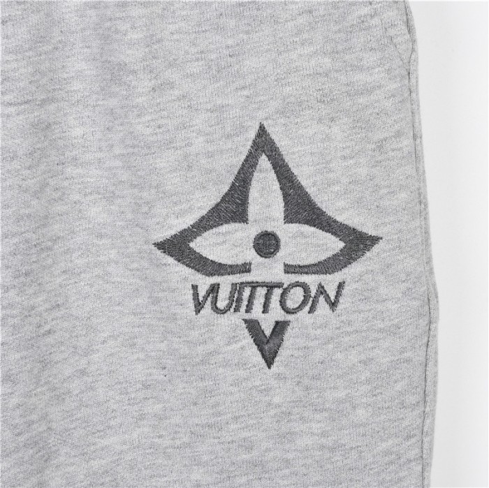 Clothes LOUIS VUITTON 934