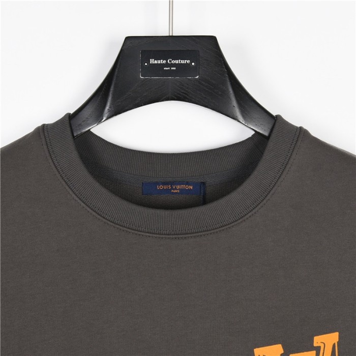 Clothes LOUIS VUITTON 938