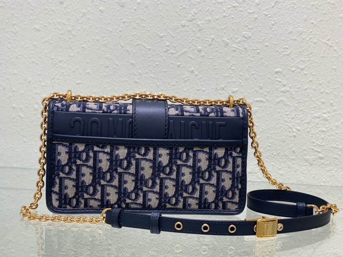 Handbags 𝐃!𝐨𝐫 𝐌𝐨𝐧𝐭𝐚𝐢𝐠𝐧𝐞 9207 size：21.5*12*6 cm