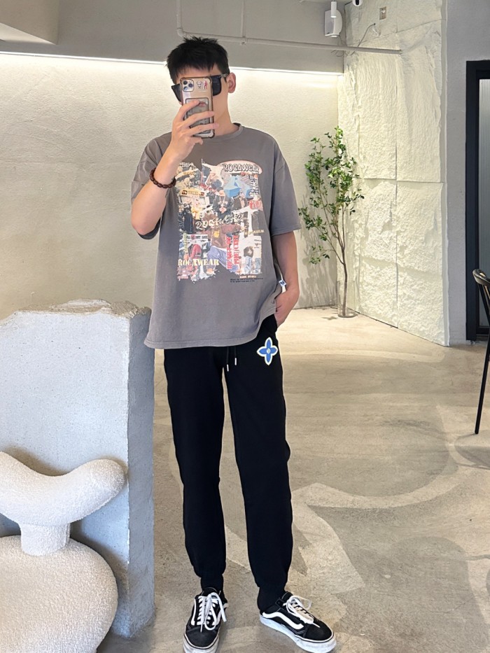 Clothes LOUIS VUITTON 931