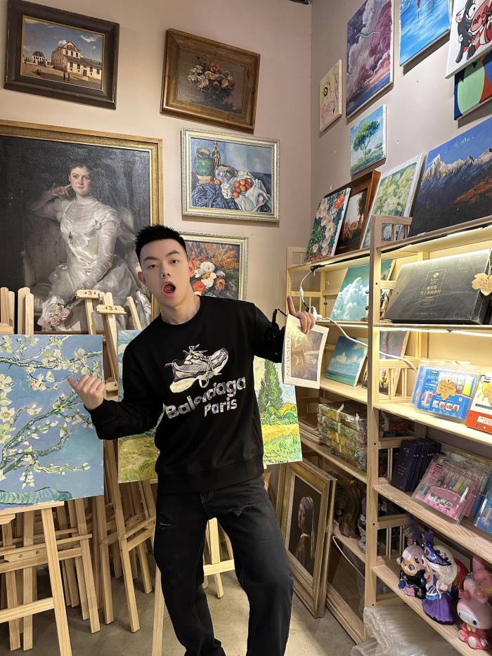 Clothes Balenciaga 669