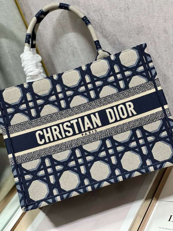Handbags Dior book tote 1286 size:36*28 cm