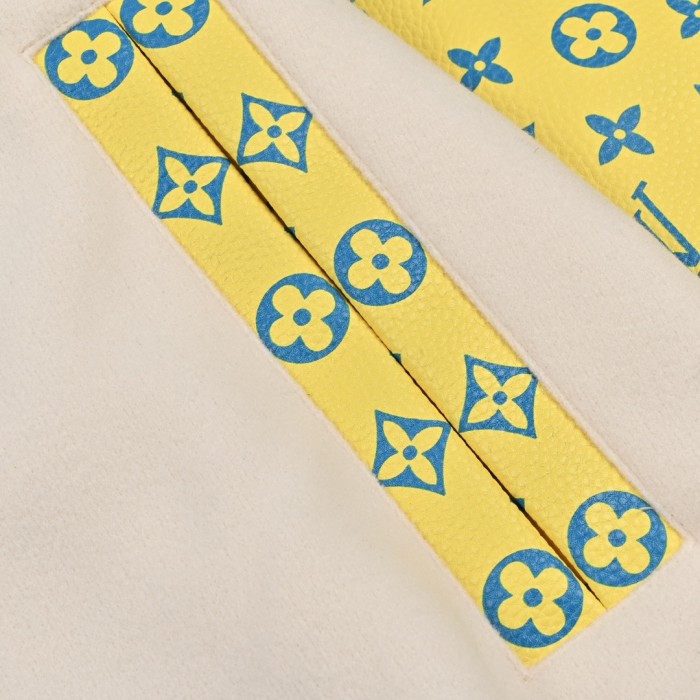 Clothes LOUIS VUITTON 935