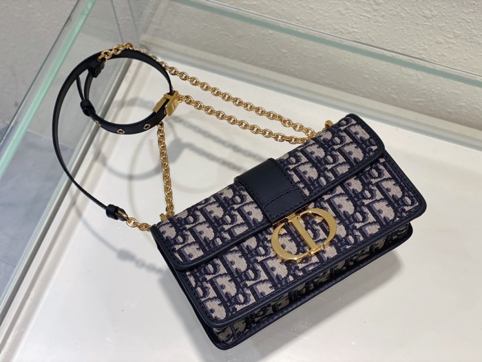 Handbags 𝐃!𝐨𝐫 𝐌𝐨𝐧𝐭𝐚𝐢𝐠𝐧𝐞 9207 size：21.5*12*6 cm