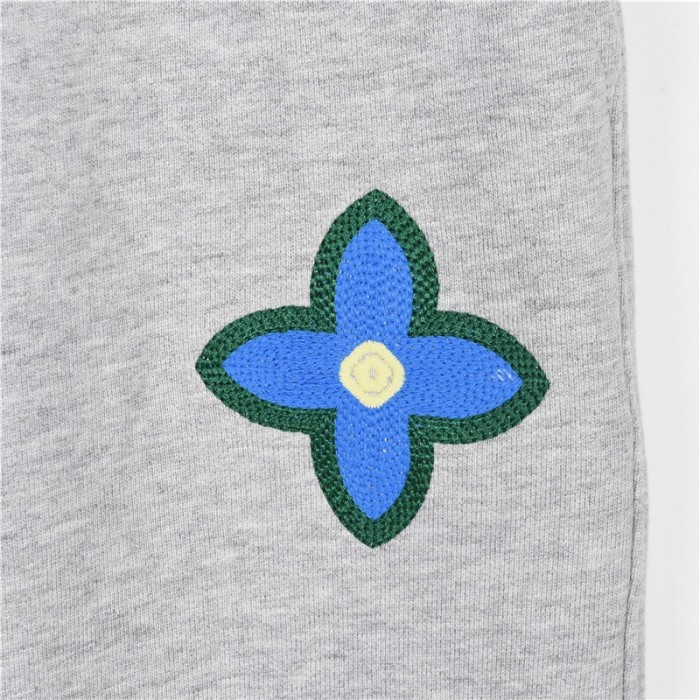 Clothes LOUIS VUITTON 932