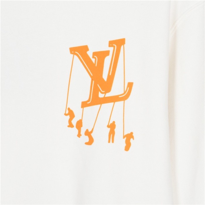 Clothes LOUIS VUITTON 939