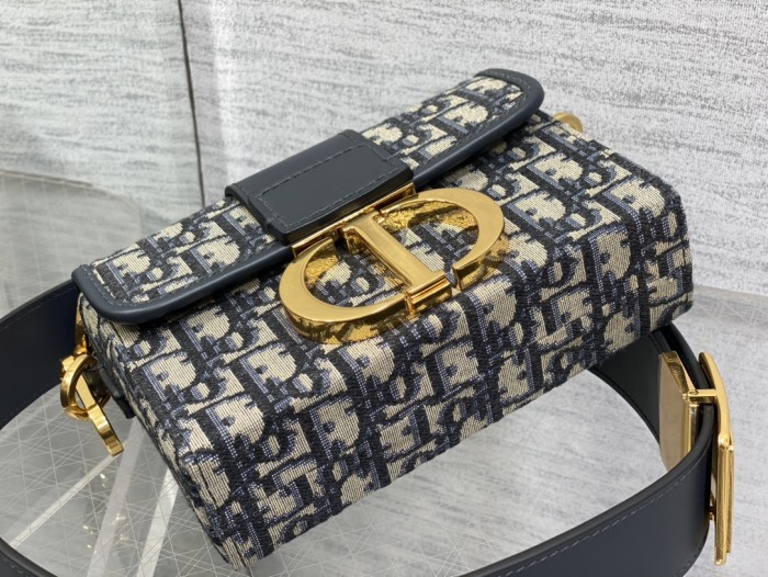 Handbags 𝐃!𝐨𝐫 𝐌𝐨𝐧𝐭𝐚𝐢𝐠𝐧𝐞 9208 size：17.5*115*5 cm