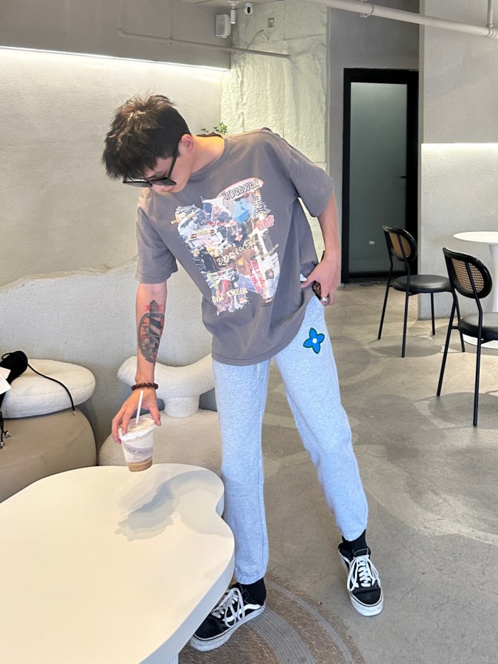 Clothes LOUIS VUITTON 932