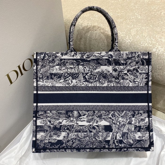 Handbags Dior Book Tote 8001 size:42*18-35 cm
