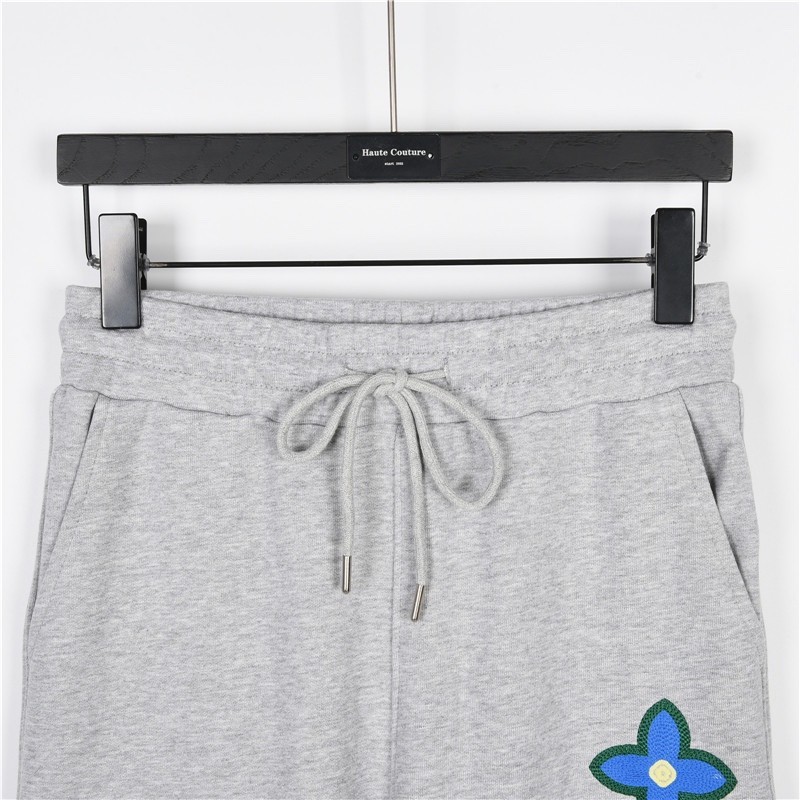 Clothes LOUIS VUITTON 932