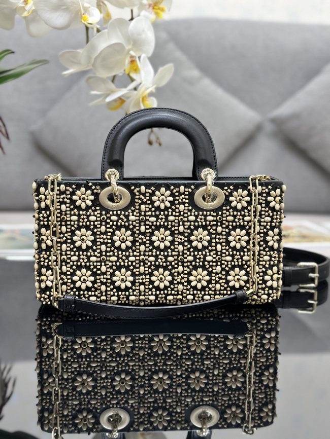 Handbags Lady Dior Mo540 size:26*1.5*5 cm