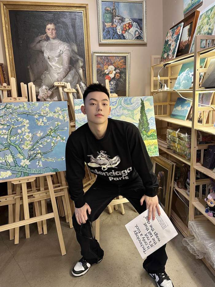 Clothes Balenciaga 669