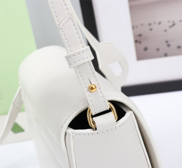 handbags OFF-White 573（6553870）size:24*18*9cm
