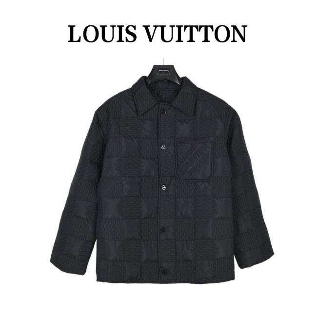 Clothes LOUIS VUITTON 939