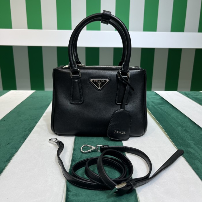 Handbags Prada 1BA906 size:20*14.5*9.5 cm