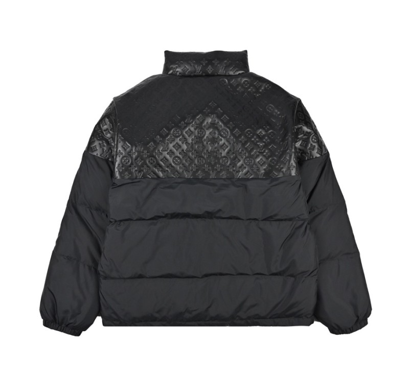 Clothes LOUIS VUITTON 940