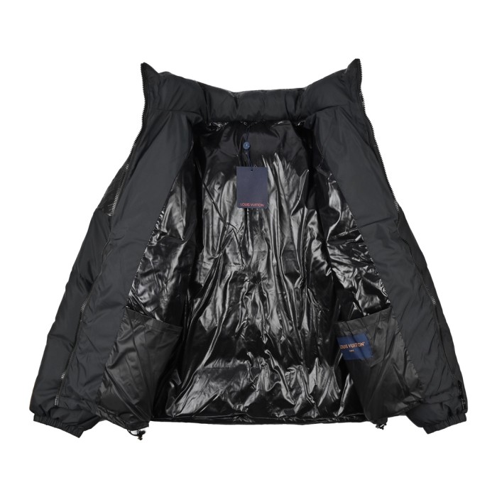 Clothes LOUIS VUITTON 940