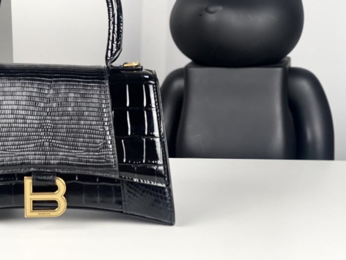 Handbags Balenciaga 𝗛𝗼𝘂𝗿𝗴𝗹𝗮𝘀𝘀 127 size:23x10x24 cm