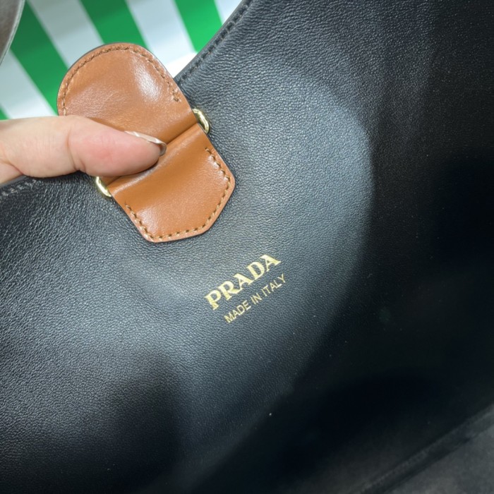 Handbags Prada 1BC181 size:17*27*5 cm