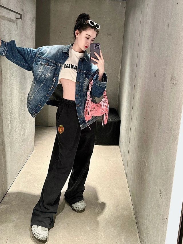 Clothes Balenciaga 681