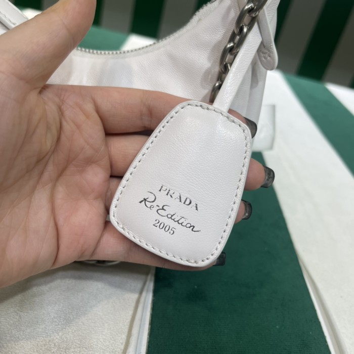 Handbags Prada 1BH240 size:22*12*6 cm