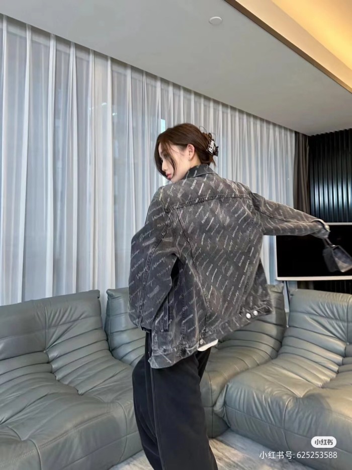 Clothes Balenciaga 681