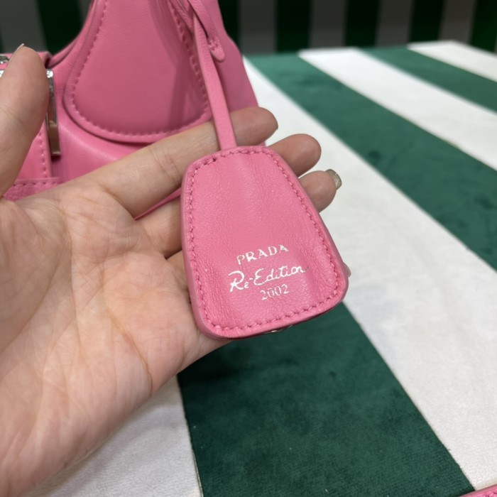 Handbags Prada PRADA PASSAVELA 1BA381 size:23x16x9 cm