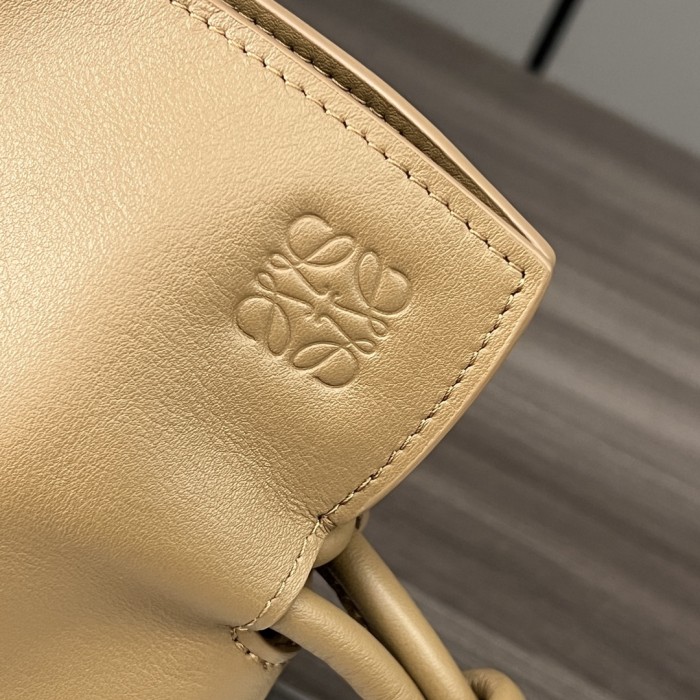 Handbags LOEWE 10856 size:30.5*24.5*10*5 cm