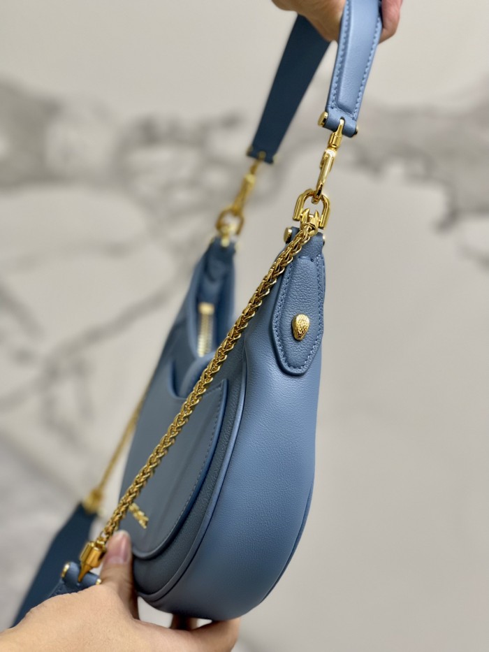 Handbags Bvlgari 291765 size:19.5*20*5 cm