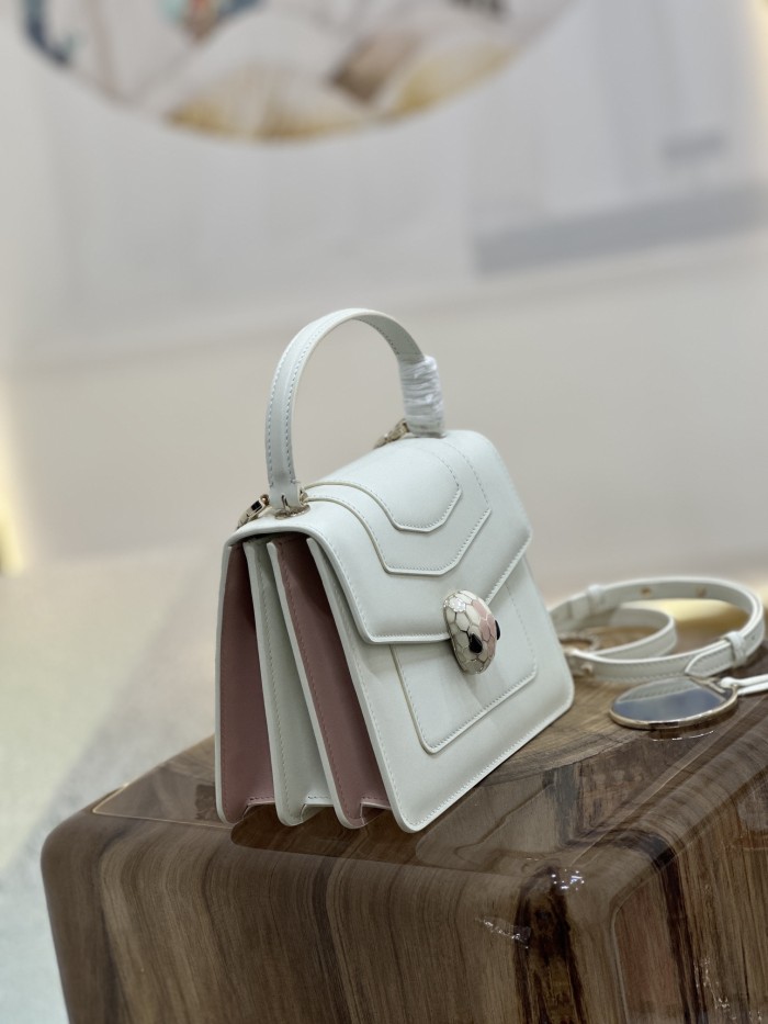 Handbags Bvlgari 38329 size:18*16*9 cm