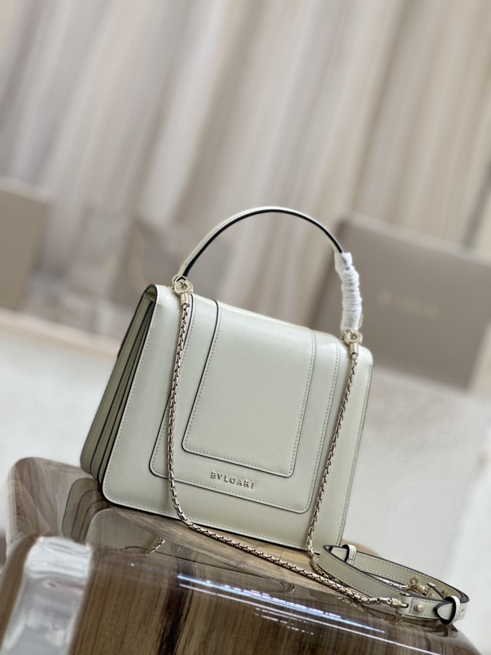 Handbags Bvlgari 38329 size:20*16*9 cm