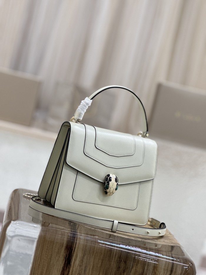 Handbags Bvlgari 38329 size:20*16*9 cm