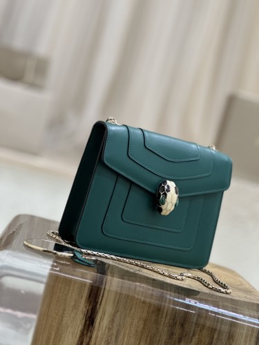 Handbags Bvlgari Serpenti Forever 35107 size:20*15*5 cm