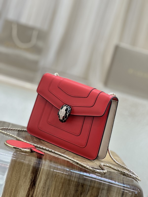 Handbags Bvlgari Serpenti Forever 35107 size:20*15*5 cm