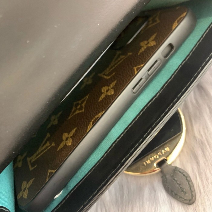 Handbags Bvlgari 38102 size:22 cm