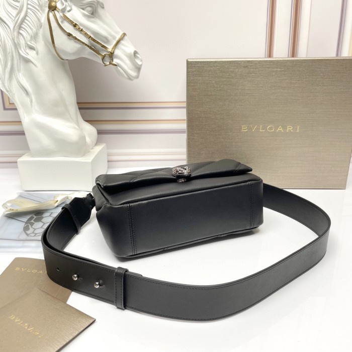 Handbags Bvlgari 291086 size:18*12*8 cm