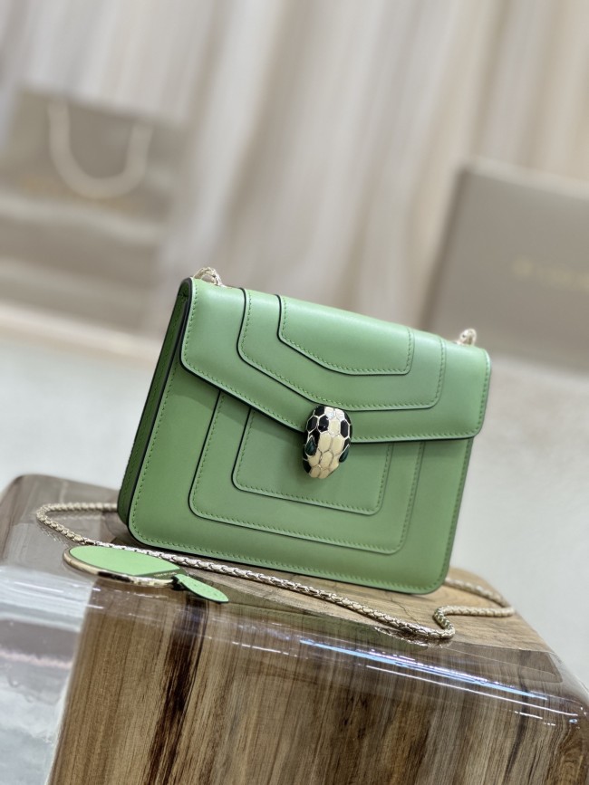 Handbags Bvlgari Serpenti Forever 35107 size:20*15*5 cm