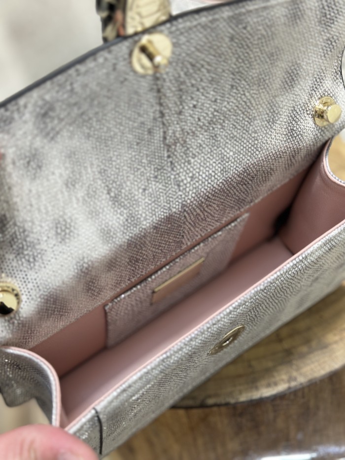 Handbags Bvlgari 38102 size:22*13*6 cm